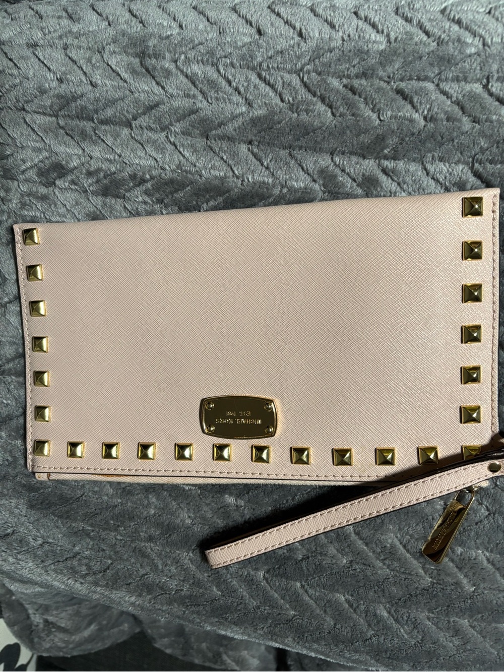 Michael Kors saffiano studded zip clutch light pink